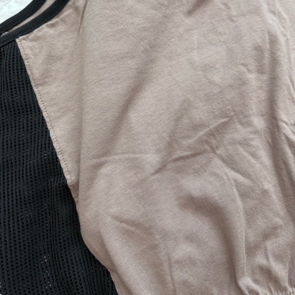 Cute Nike Top size L - Picture 9 of 9